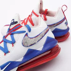 Кроссовки Nike