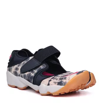 Сандалии Nike