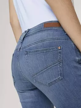 Alexa Slim Jeans