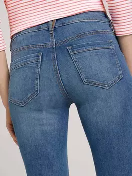 Alexa Straight Jeans