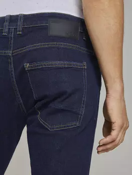 Josh Regular Slim Jeans