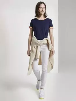 Nela Extra Skinny