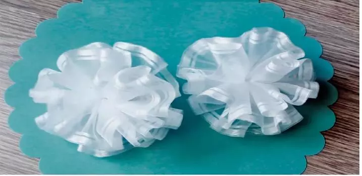 Бант д/волос школьница белый 2311871