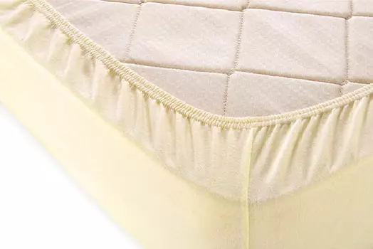 Простынь на резинке топленое молоко 200*200