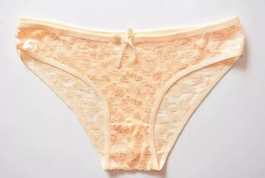 Трусы женские ажурное полотно р.46 903