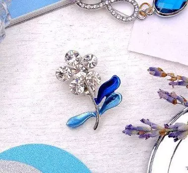 Брошь "Цветочек" малая, голубая, в серебре