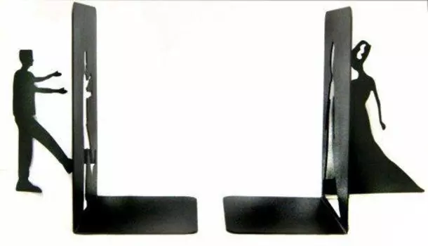 Подставка декоративная для книг "Бал"