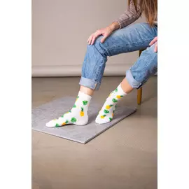 Носки STYLEHUB белого цвета с ананасами (35-42)