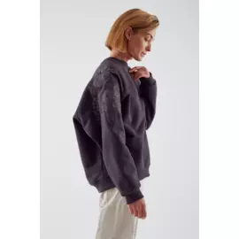 Свитшот ЧЕРЕШНЯ с вышивкой