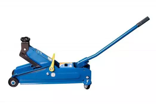 Домкрат Kraft Kt 820005