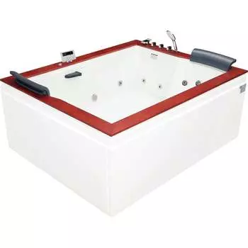 Акриловая ванна GEMY