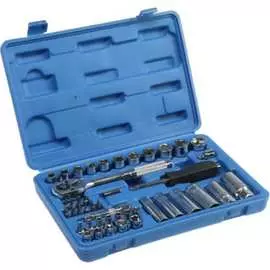 Автомобильный набор инструментов TUNDRA