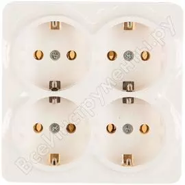 Квадратная четырехместная розетка IONICH 1449