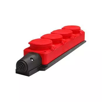 Четырехместная однофазная колодка UNIVersal 3074