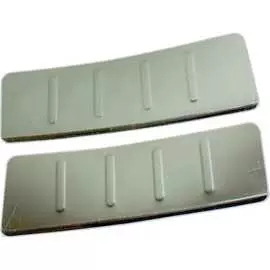 Декоративная накладка бампера RENAULT Sandero Dollex NBN-004