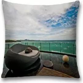 Декоративная наволочка JOYARTY