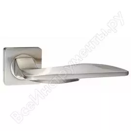 Дверная ручка на квадратной розетке леричи ренц dh 303-02 sn