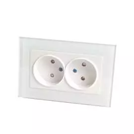 Двухместная электрическая розетка STEKKER