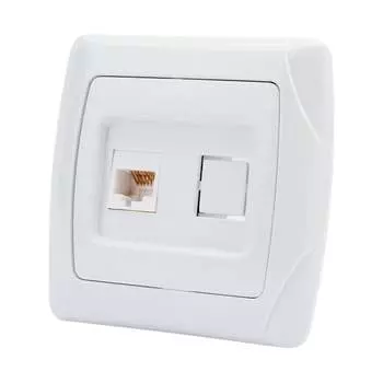 Компьютерная розетка UNIVersal