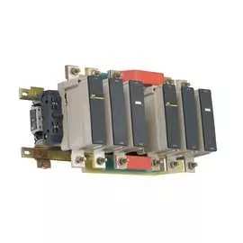 Контактор IEK