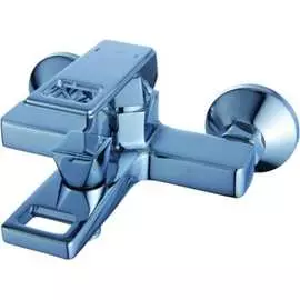 Монолитный смеситель для ванны DIADONNA D80330116