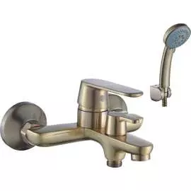 Монолитный смеситель для ванны DIADONNA