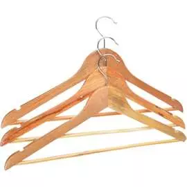 Набор деревянных вешалок VETTA