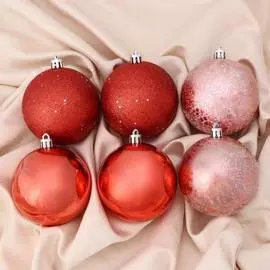 Набор пластиковых шаров Зимнее волшебство