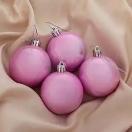 Набор пластиковых шаров Зимнее волшебство