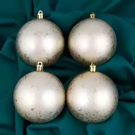 Набор пластиковых шаров Зимнее волшебство