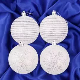 Набор пластиковых шаров Зимнее волшебство