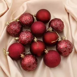 Набор пластиковых шаров Зимнее волшебство