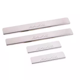 Накладки TOYOTA RAV-4 Dollex NPS-047