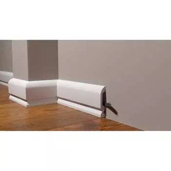 Напольный ударопрочный влагостойкий плинтус Decor-Dizayn DD700