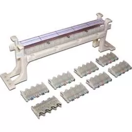 Настенная кроссовая панель LANMASTER