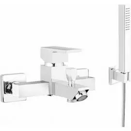 Настенный смеситель для ванны Mamoli