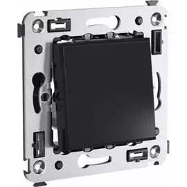 Одноклавишный переключатель в стену DKC Avanti 4402113