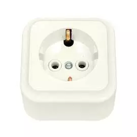 Одноместная розетка BYLECTRICA ПРАЛЕСКА РА16-254 бежевый