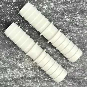 Пластиковый штуцер для сливных шлангов Профитт 2226964