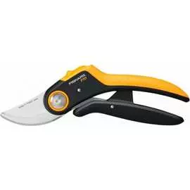 Плоскостной секатор Fiskars Plus PowerLever P721 1057170