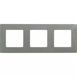 Рамка Legrand Etika 672523