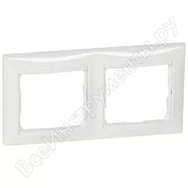 Горизонтальная двухместная рамка Legrand