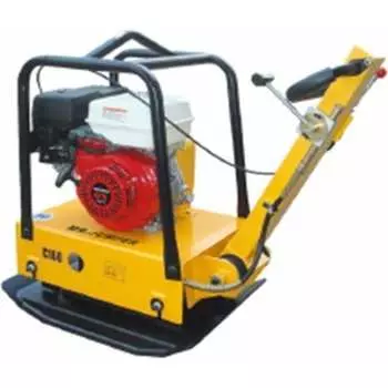 Реверсивная виброплита TOR C-330(R) (Honda) 1024135