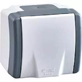 Розетка MONO ELECTRIC