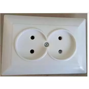 Розетка ООО Ливны-Электро РС 10-010 РС 1034