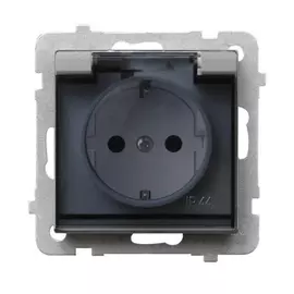 Розетка ospel sonata 1-ая, с/з, ip44, schuko, со шторками, без рамки, серебро матовое gph-1rsp/m/38/d
