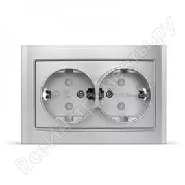 Двухместная розетка UNIVersal Бриллиант 7949797