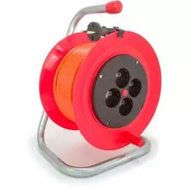 Силовой удлинитель LUX 25025 К4-О-25 4606400420972