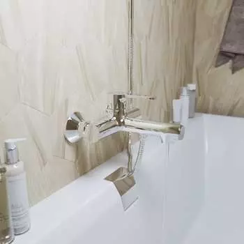 Смеситель для ванны MIXLINE ML22-01 550745