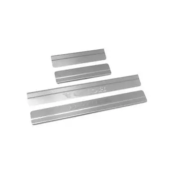 Ступенчатые HONDA CRV 2017-> Dollex NSI-017